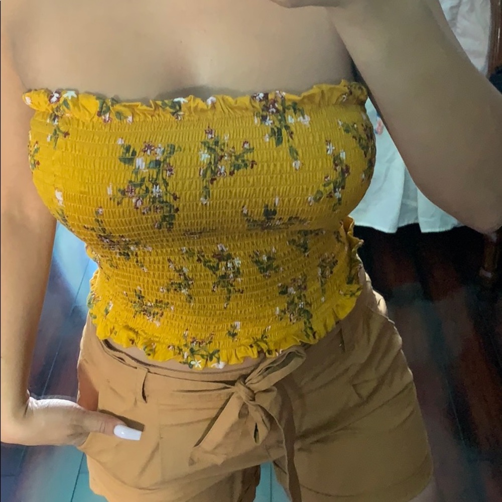 Flowered tune top !🌼🌻🌼🌻